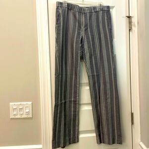 EUC Banana Republic sz 6 💯 cotton white grey pinstripe trousers